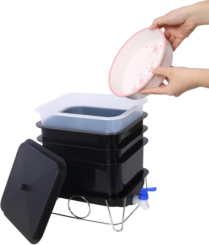 Worm Farm Kit,Worm Composter for Vermicomposting Starter, Indoor & Outdoor Worm Composter, Worm Compost Bin for Recycling Food Waste (Black,4-Tray 20L)