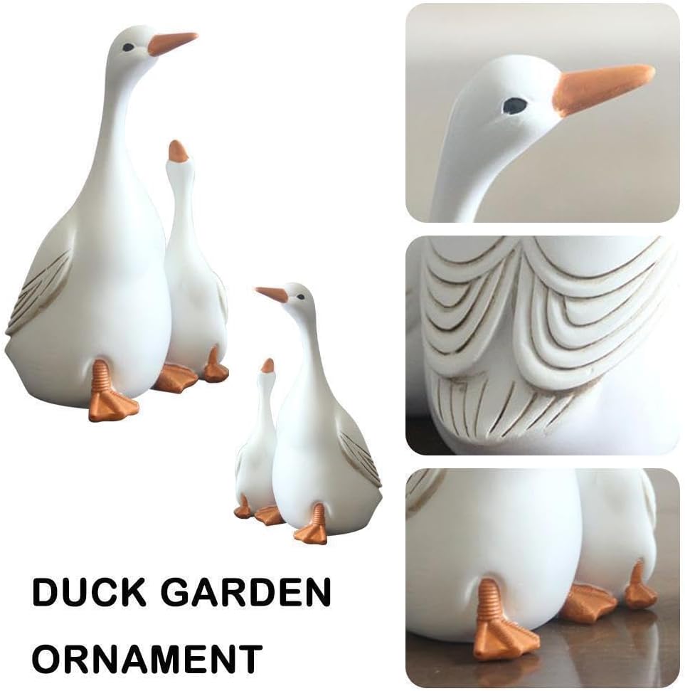 Lifelike Mother Duck and Ducklings Resin Statue for Patio Yard Decoration - Durable and Hand-Drawn Sculpture (Extra Large Size (22cm x 14.5cm))