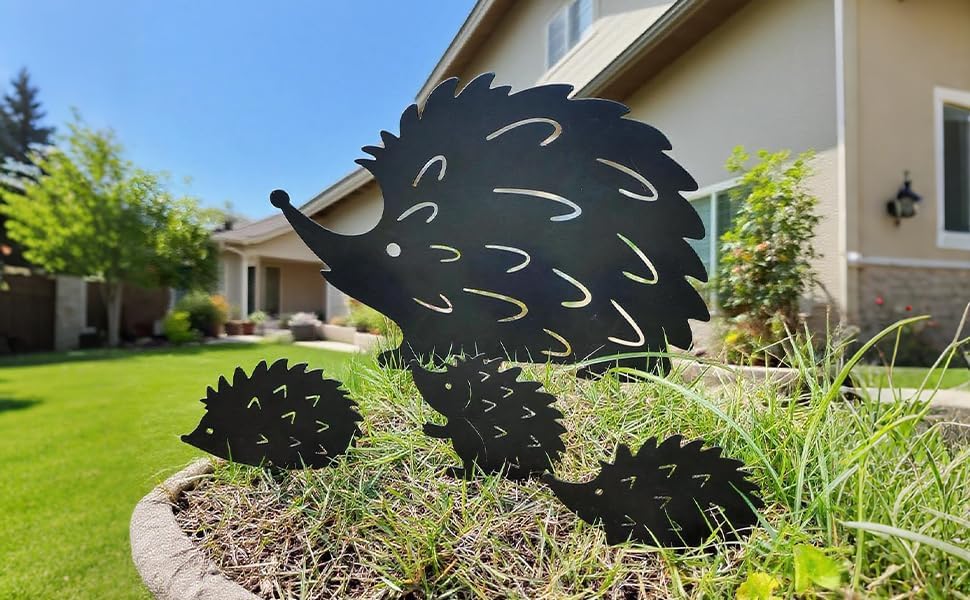 Metal Hedgehog Silhouette, Unique Garden Yard Art,Outdoor Halloween Decor for Patio,Decorative Garden Stakes,Metal Animals Yard Art,Cute Hedgehog Family