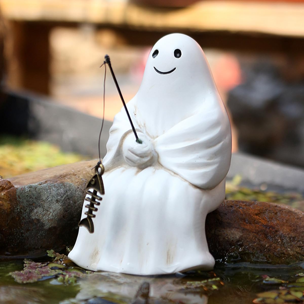 Fishing Ghost Statue Funny Halloween Decorations, 3.35 Inch Cute Sitting Ghost Figurine Shelf Sitter Resin Sculpture for Outdoor Garden Yard Lawn Pond Waterfalls Pool Ornaments