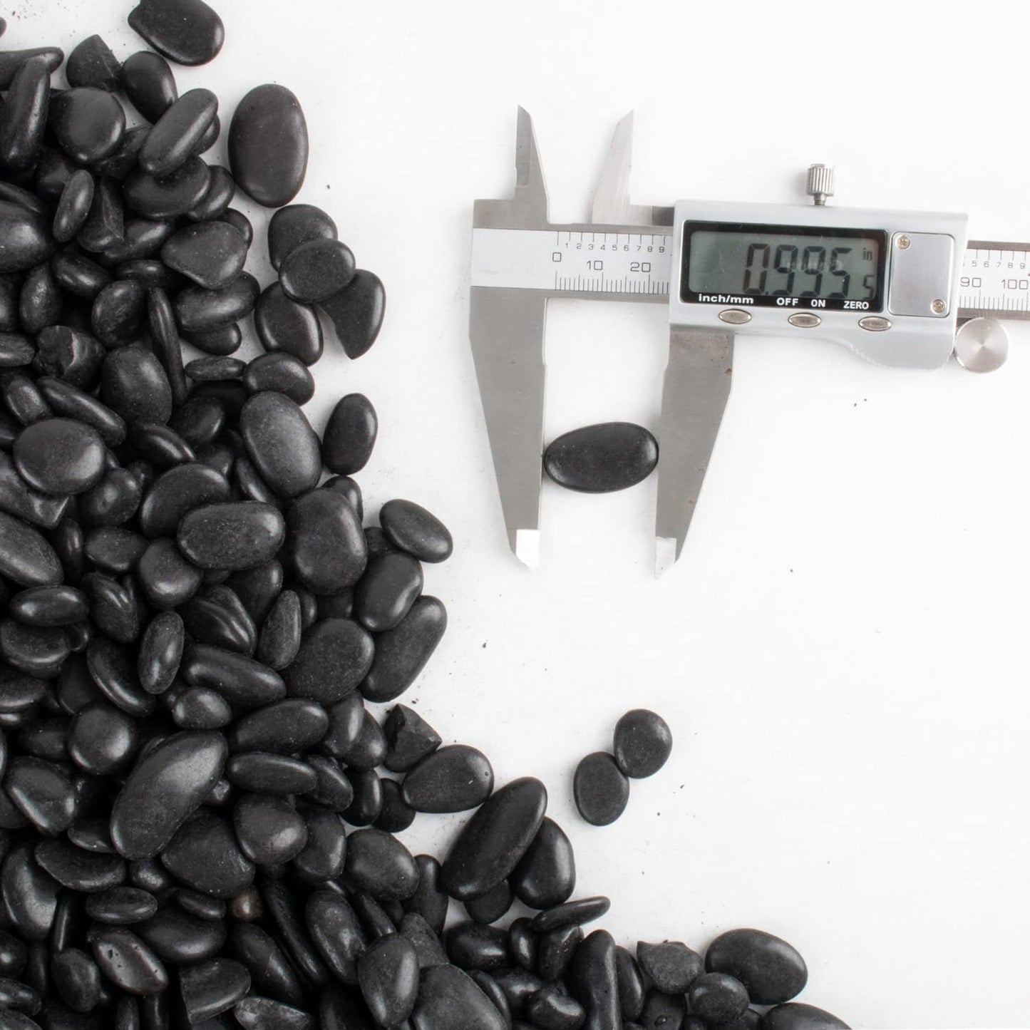 18 lb 1" Natural Polished Black River Rock for Plants,Aquarium,Vase,Garden Landscape Rocks and Outdoor Decorative Stones