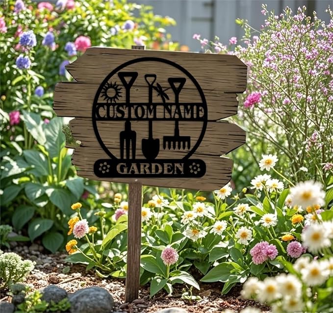 Custom Garden Metal Wall Art Personalized Garden Name Sign Yard Sign Decorative Outdoor Gardening Decor Gifts for Gardeners