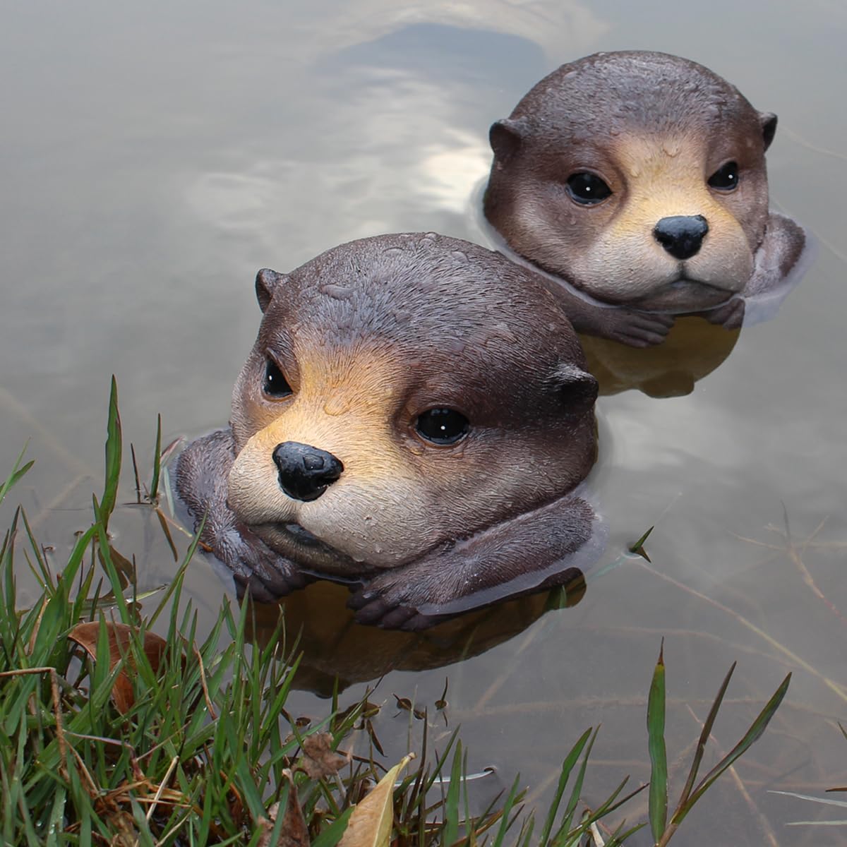 Floating Otter Head Resin Art, Waterproof Pond Float, Decorative Animal Sculpture, Garden Lake Decor, Duck Deterrent, Artistic Resin Decor for Outdoor Use (2 PCS)
