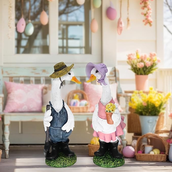 Porch Goose Statue with Outfits Large Garden Sculpture Home Outdoor Decorations Lawn Resin Big Duck Figurine Outside Yard Geese Decor Life Size Farmhouse Duckling Couple Dress Up