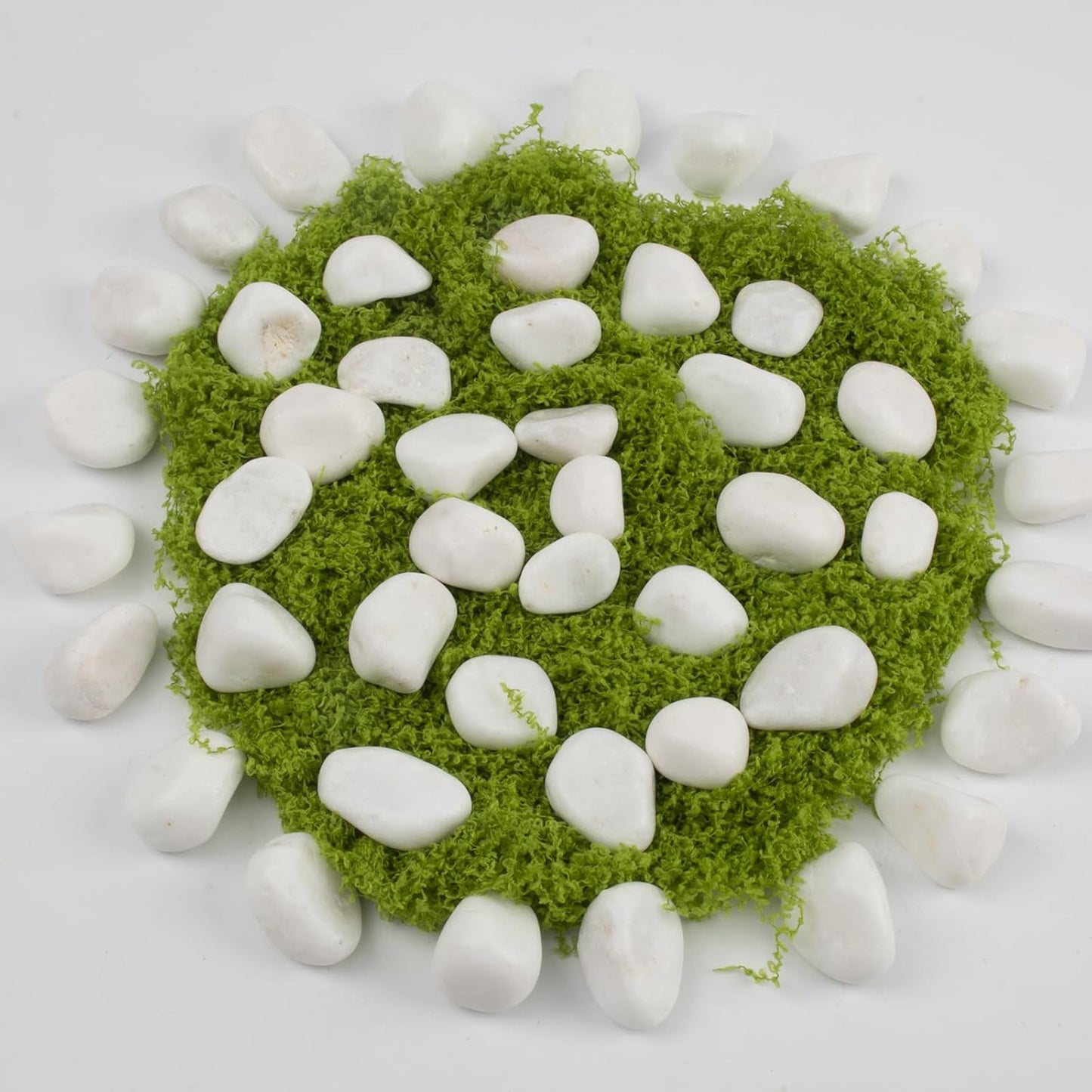 20 lbs White Polished Garden Stones, 0.5-1 Inch Decorative Rocks for Landscaping, Pathways, Yard Borders, Pots, Aquarium Decoration, and DIY Craft Projects (Pure White, Weight: 20 LB)