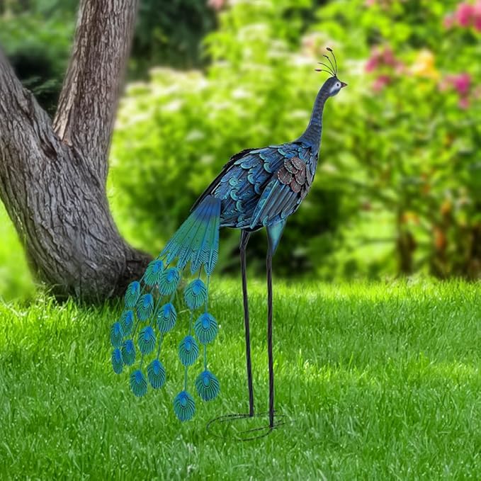 VEWOGARDEN Peacock Outdoor Garden Sculptures & Statues Metal Peacock Yard Art for Lawn Patio Pool Outside Decorations