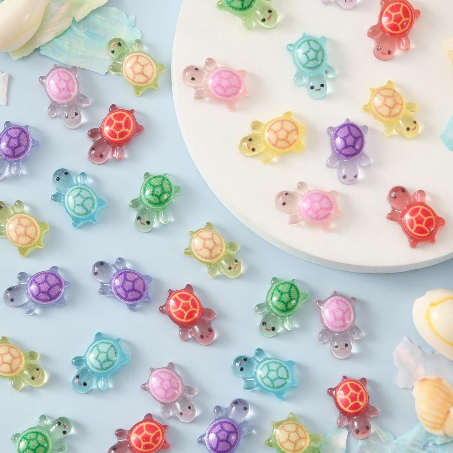 400 Pcs Luminous Mini Resin Turtle Mini Resin Figurines Cute Miniature Figurines for Fairy Garden Decor Micro Landscaping Hide Crafts Nail Art