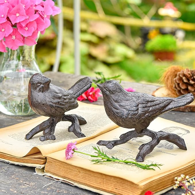 Sungmor Cast Iron Small Bird Statues, Set of 2 Realistic Rust Brown Bird with Branch Collectible Figurines, Farmhouse Home Garden Decorative Sculpture, Indoor and Outdoor Ornaments