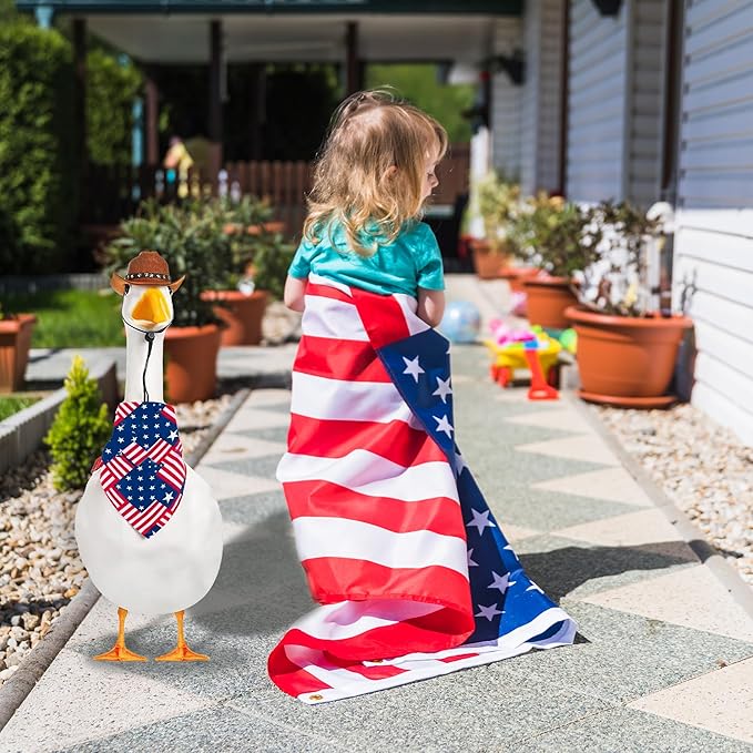 4th of July Goose Outfit Set 23"/ 17'' Plastic Lawn Porch Patriotic Goose Clothes Outfit for Outdoor Patio Yard Lawn Art Decoration