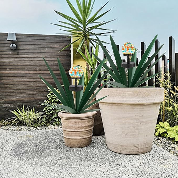 Enlarge Metal Plants Tequila Rustic Sculpture, Outdoor Patio Yard, Home Decor Hand Painted Agave Garden Statue, Outdoor Lawn Ornaments Yard Stakes for Mom Gift (2 Solar Green)