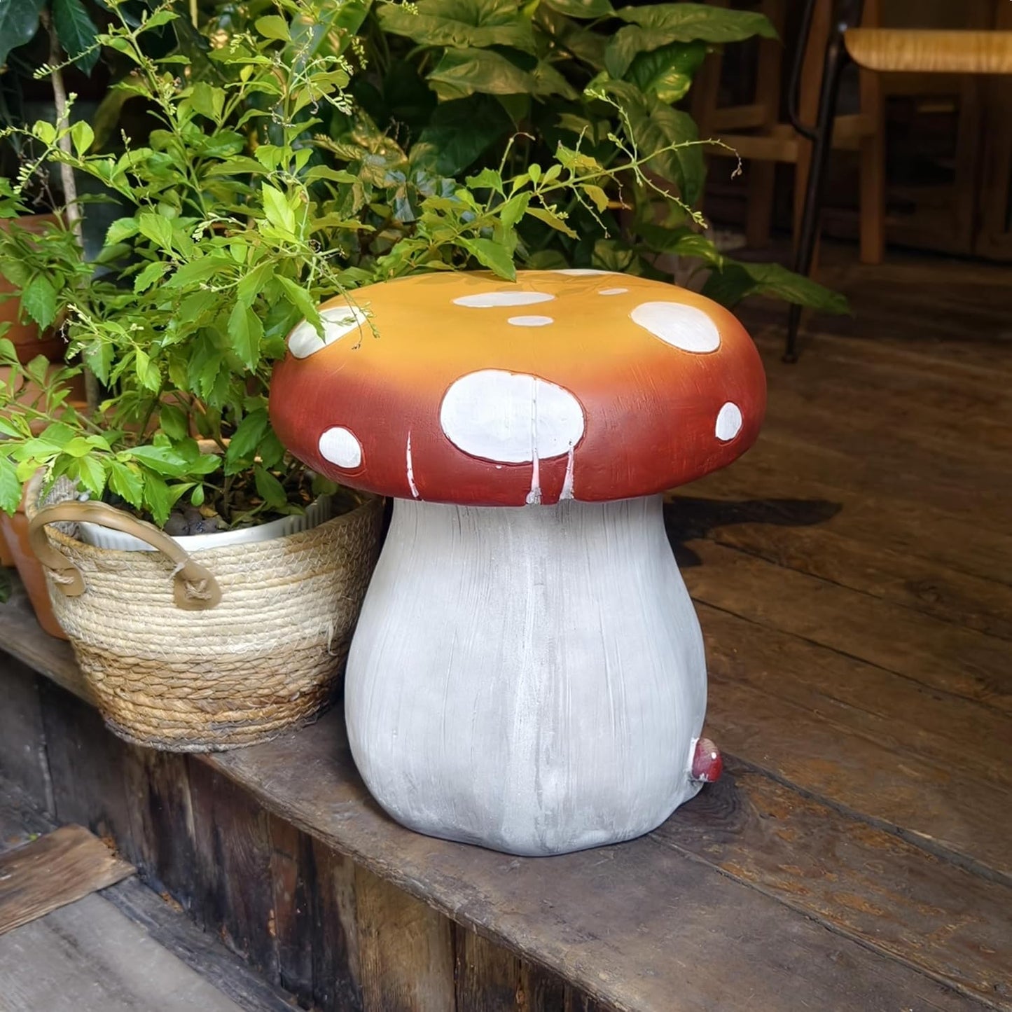 Mushroom Resin Statue Stool Over Sized Sculpture Courtyard Lawn Pond Ornament Garden Outdoor Patio Stool Decoration Red 13.3'' High