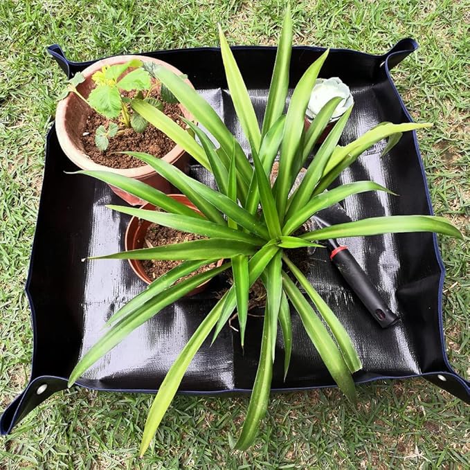 Waterproof Plant Repotting Mat Indoor Gardening Mat, Foldable Indoor Plants Succulent Potting Mat Indoor Plant Mat Portable Garden Mat-26.8" x 26.8" (Black)